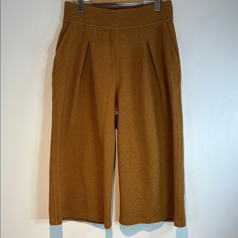 Lululemon Can You Feel The Pleat Crop pants Heathered Spiced Bronze size 10 - Picture 5 of 12